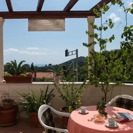 Mamma Mia Apartment
